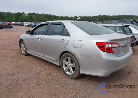 2012 Toyota Camry Se z USA, uszkodzony, nr VIN 4T1BF1FK9CU091834